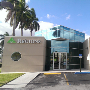 West Tamiami Branch Regions Bank In