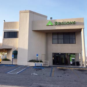 Tamiami Branch Regions Bank In Miami