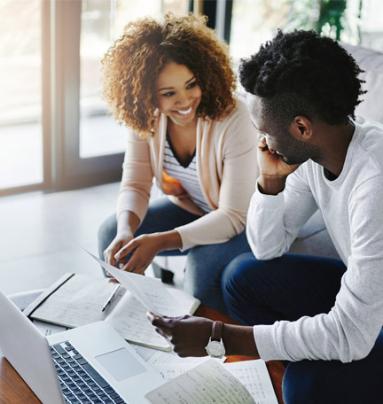 couple making a financial plan